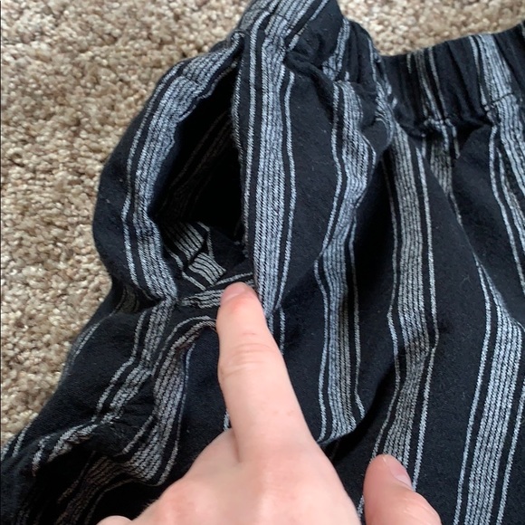 striped shorts - Picture 3 of 5